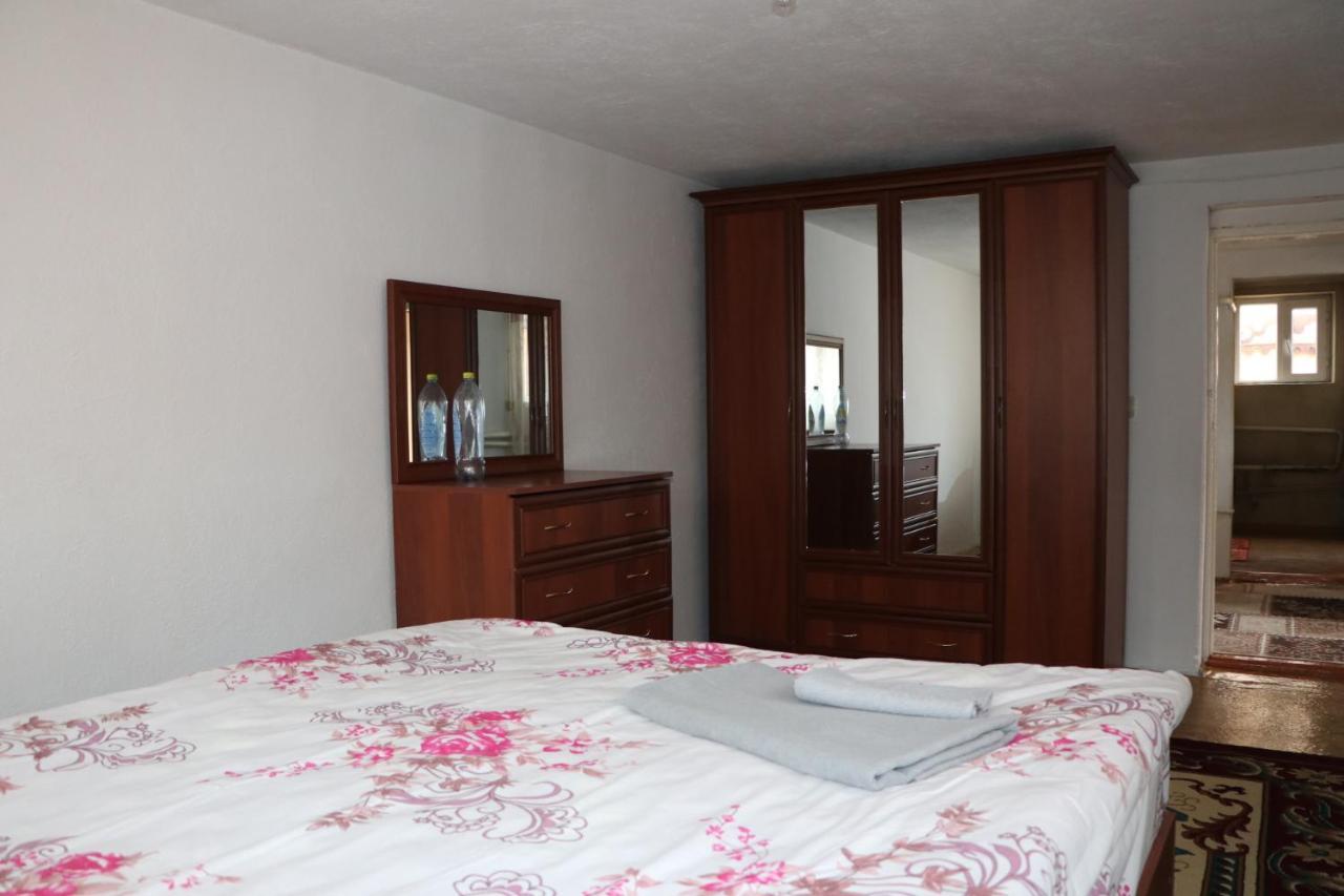 Guest House Baiel Bokonbayevo Bagian luar foto